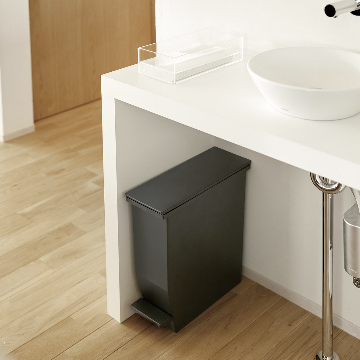 ファニチャードーム SOLOW ペダル式ゴミ箱