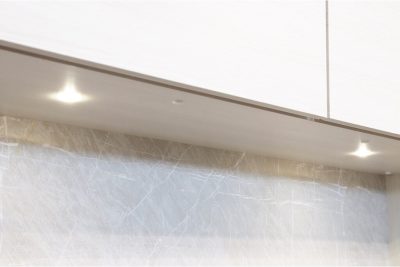 1㎝単位の幅オーダーも可能！フラットデザインの壁面収納｜ミース｜家具・インテリアのファニチャードーム