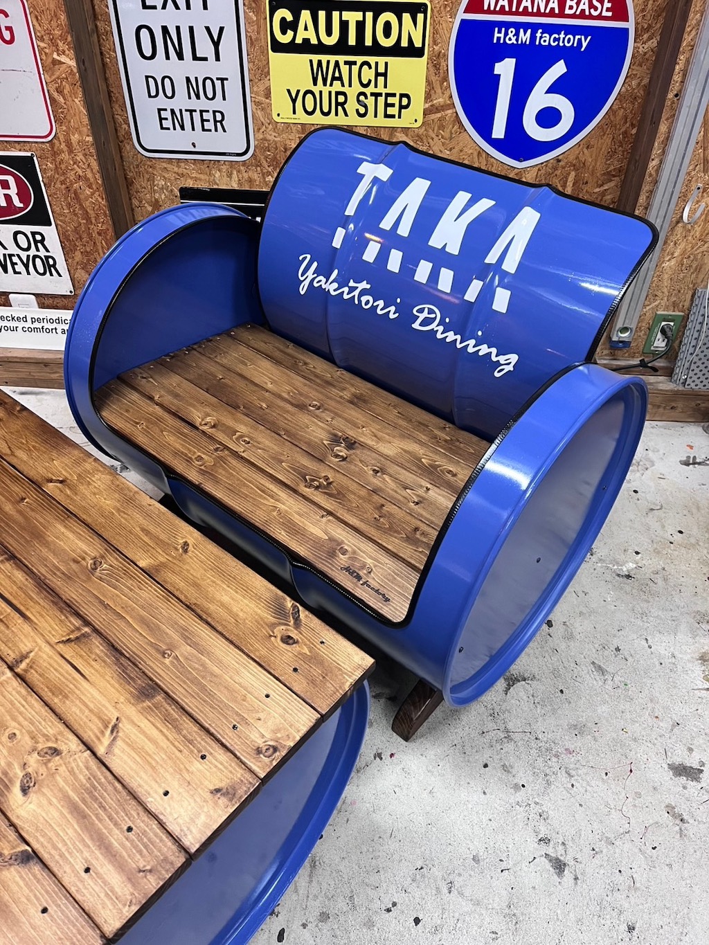 ファニチャードーム H&F FACTORY  ドラム缶リメイク家具の販売