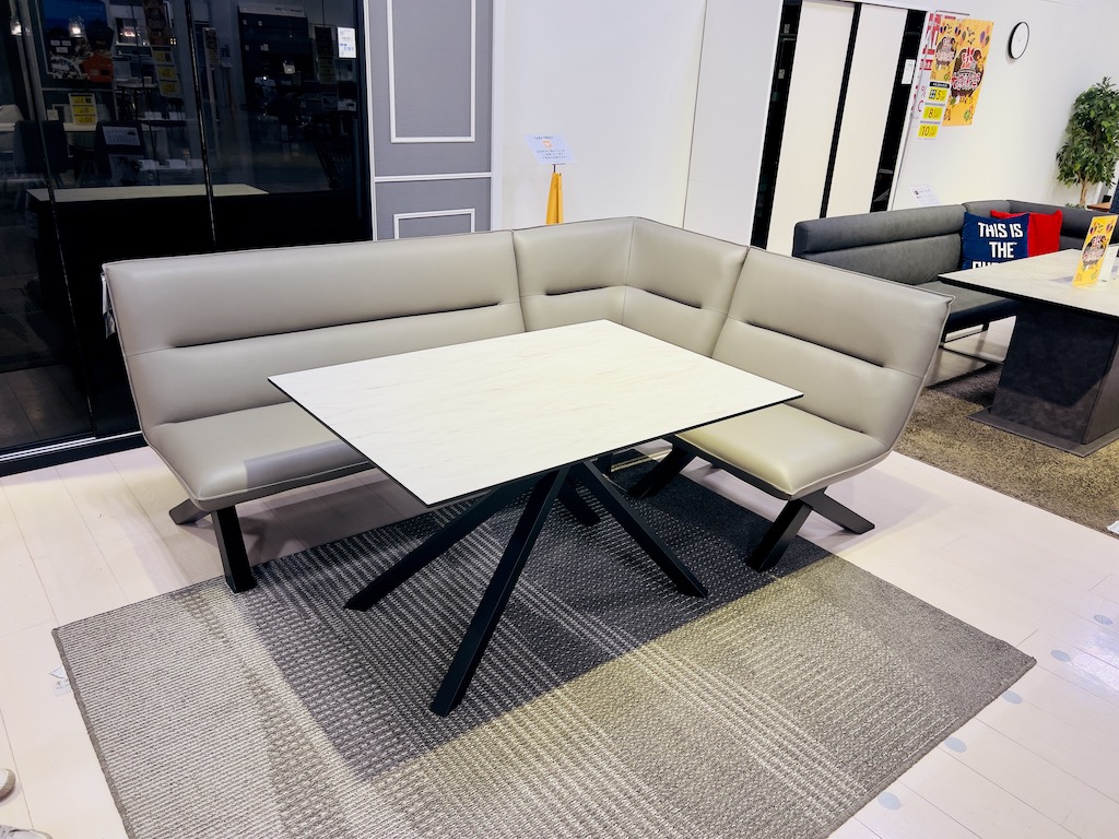 ファニチャードーム アウトレット家具