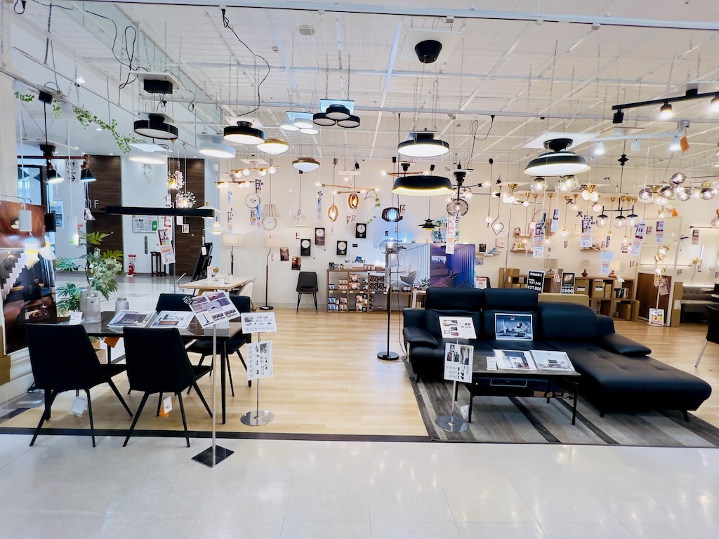 ファニチャードーム 照明