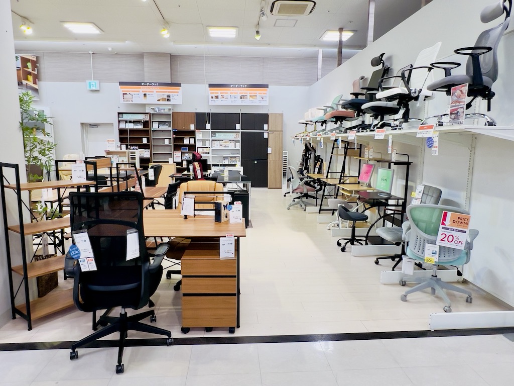 ファニチャードーム 本店 1階 組立家具 SOHO