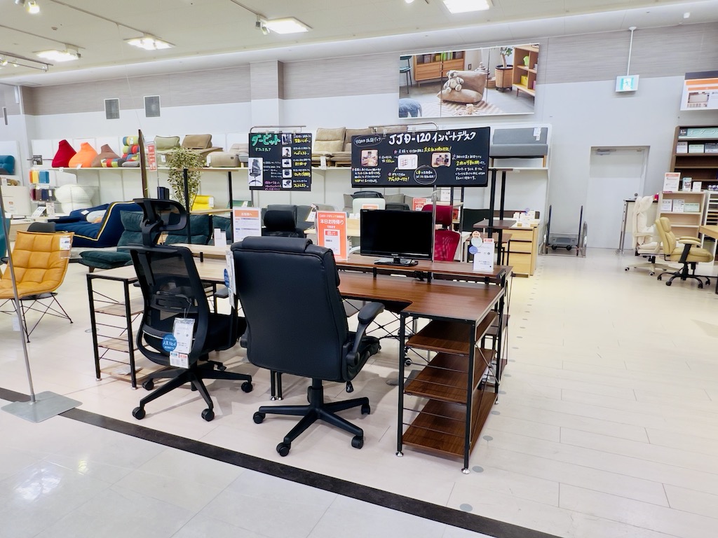 ファニチャードーム 本店 1階 組立家具 SOHO