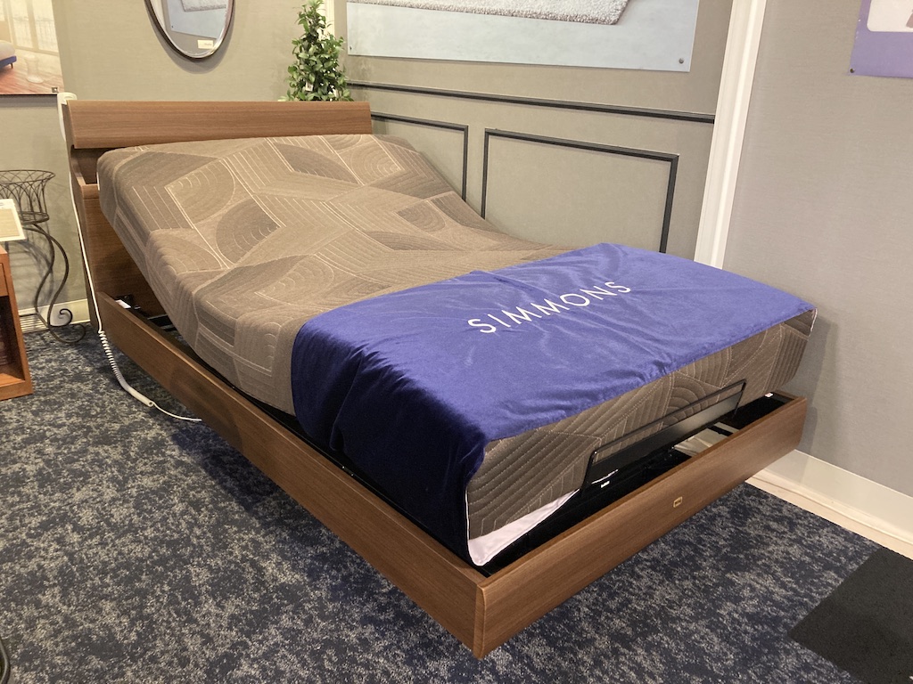 ファニチャードーム アウトレット家具 シモンズベッド