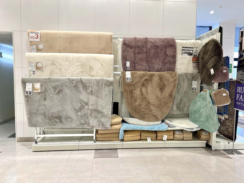 ファニチャードーム 1階売場