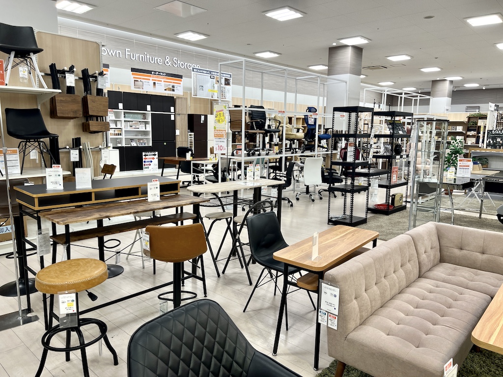 ファニチャードーム 組立家具売場