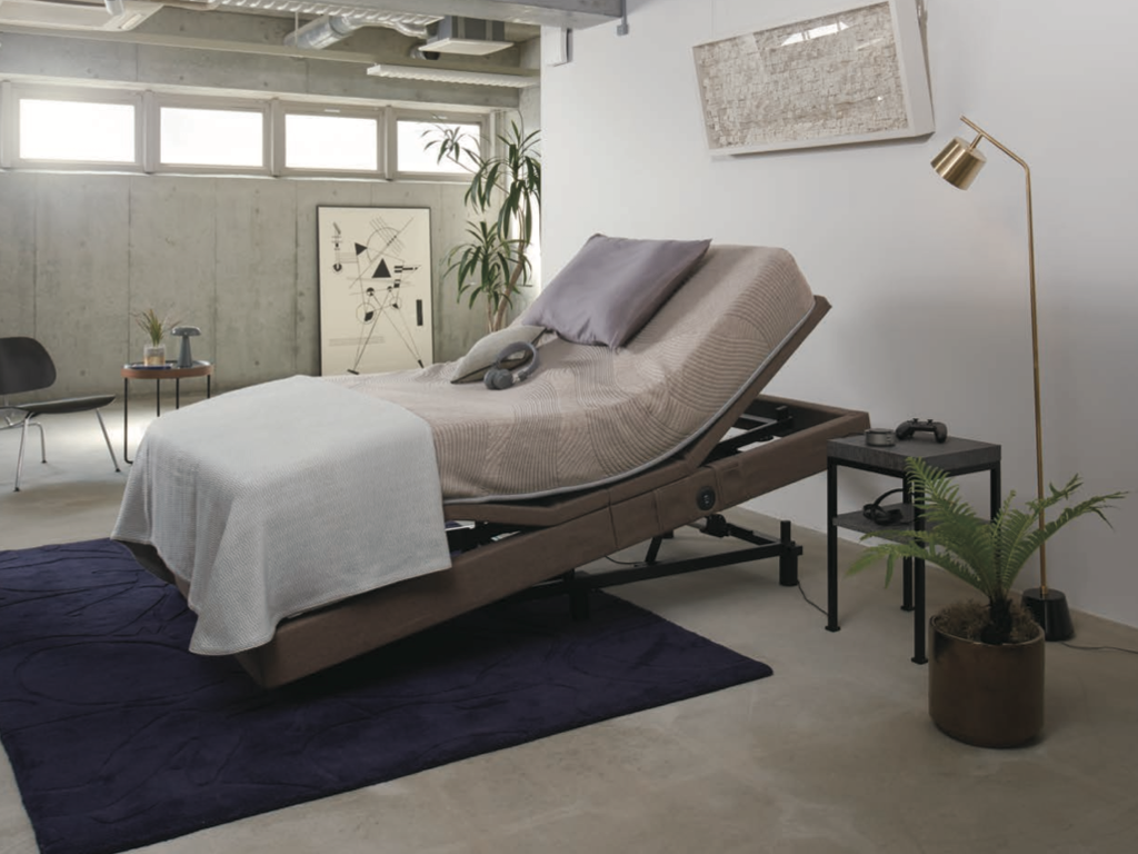 ファニチャードーム シモンズ 電動ベッド