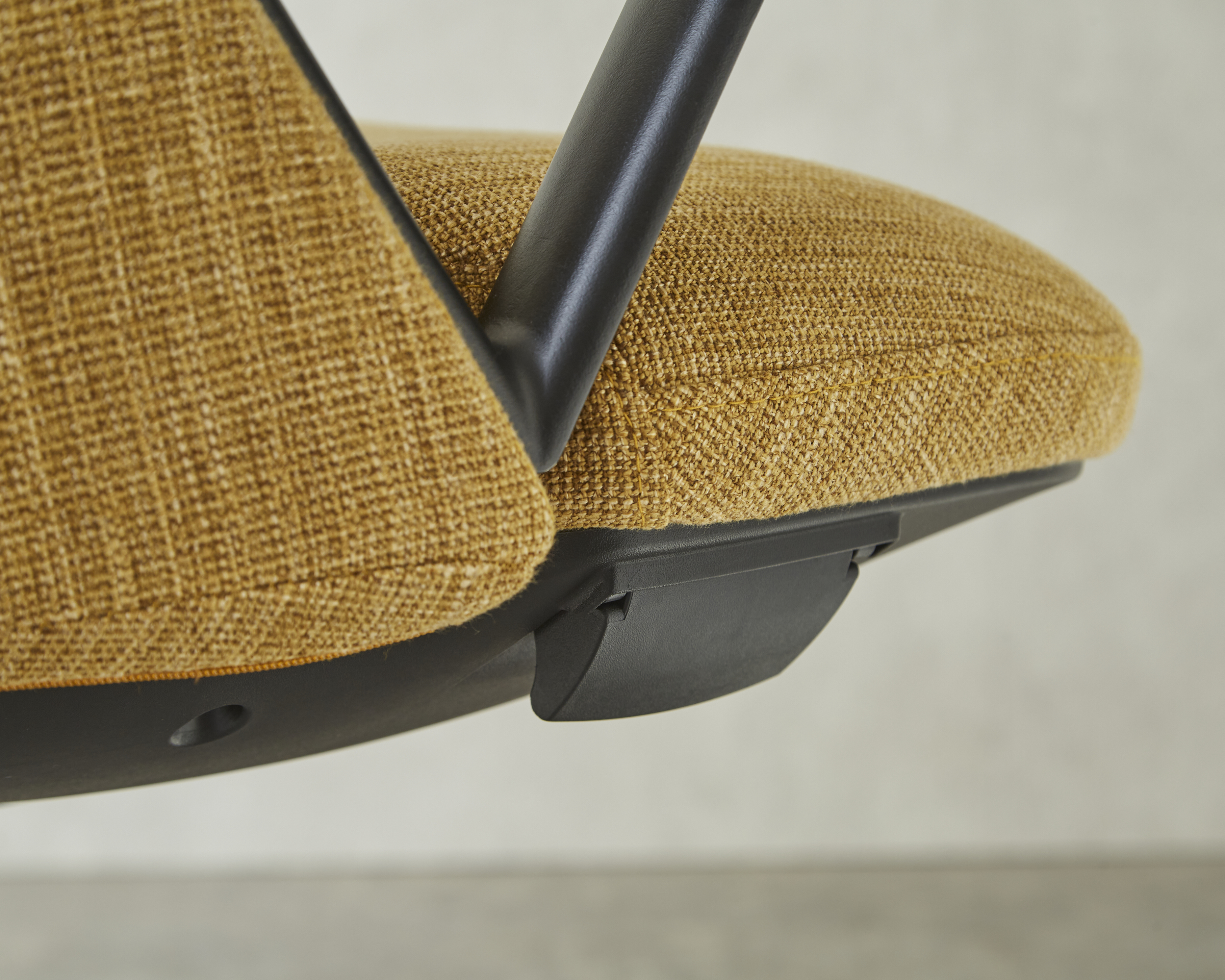 関家具ルーネア