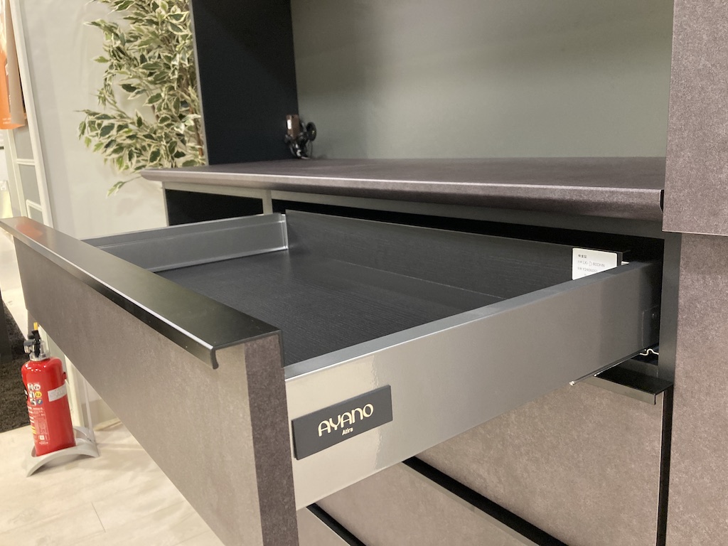 綾野製作所LK 売り尽くし