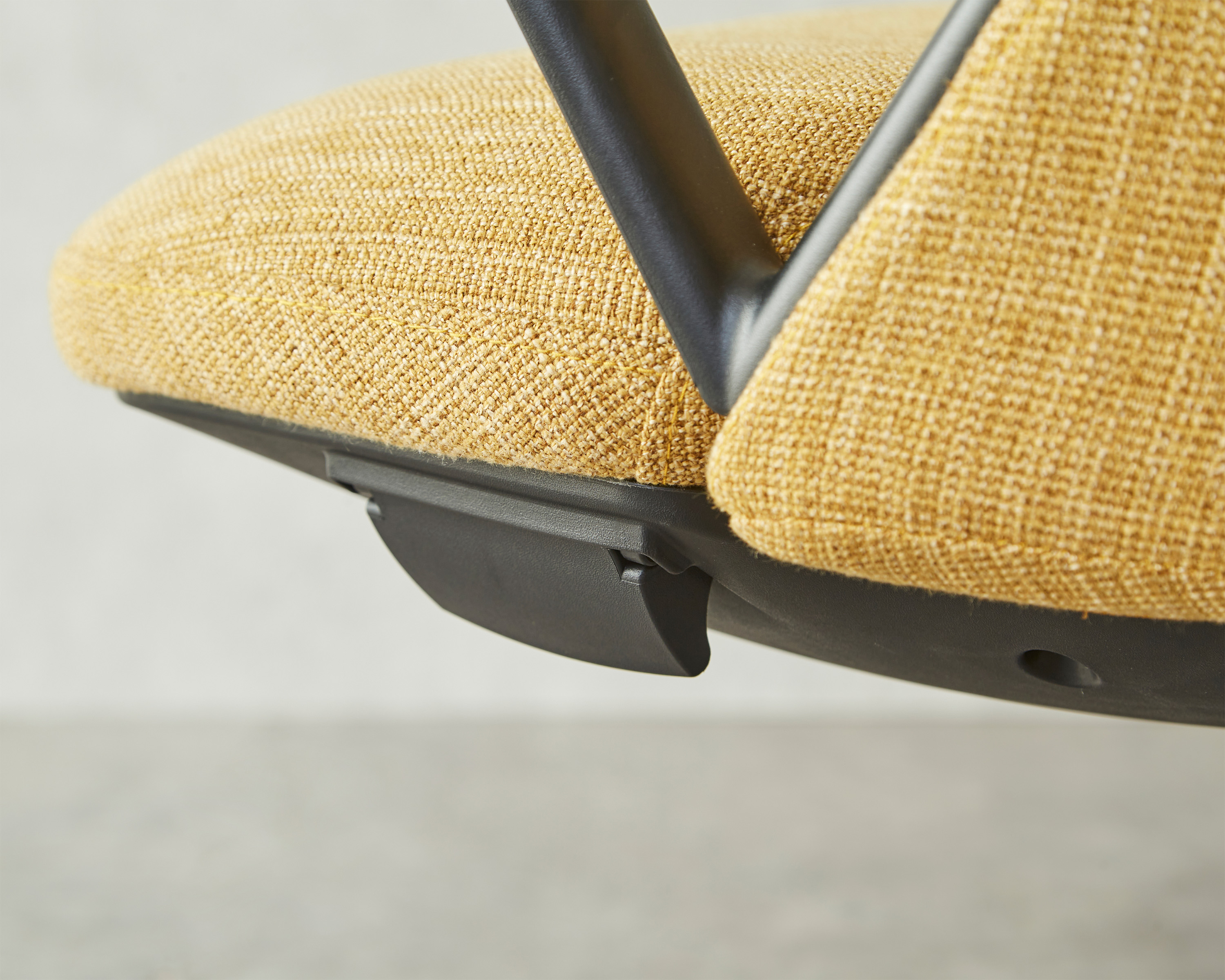 関家具ルーネア