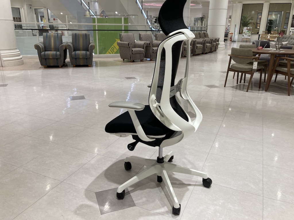 C64Aオカムラ　売り尽くし