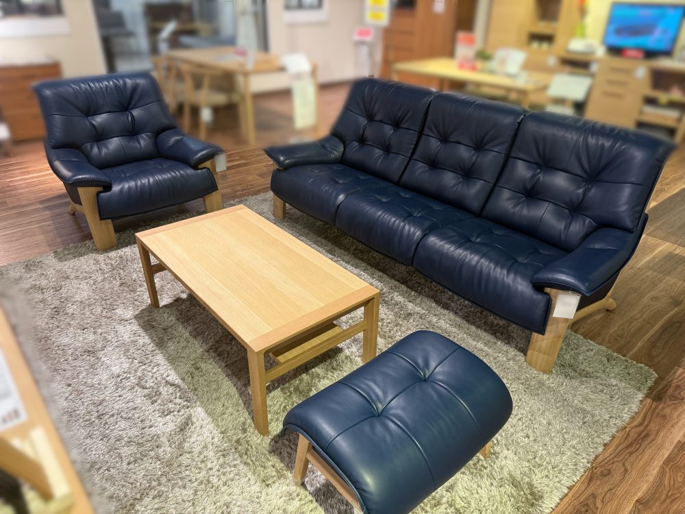 カリモク　ソファ　ZU49