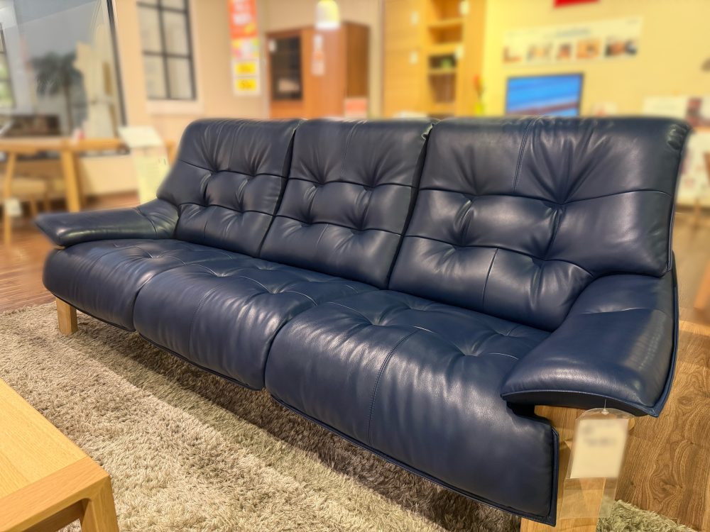 カリモク　ソファ　ZU49