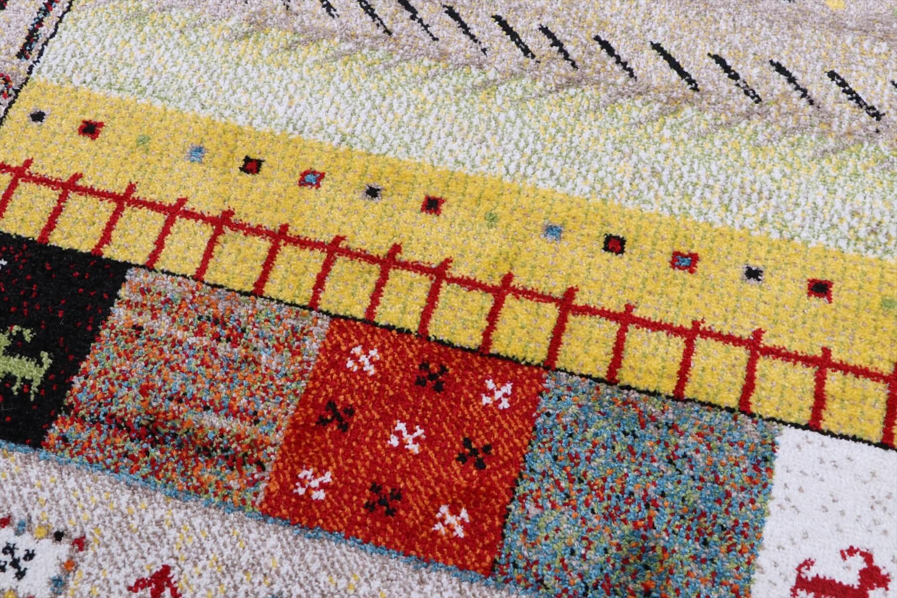 イビサ IV 柄アップ