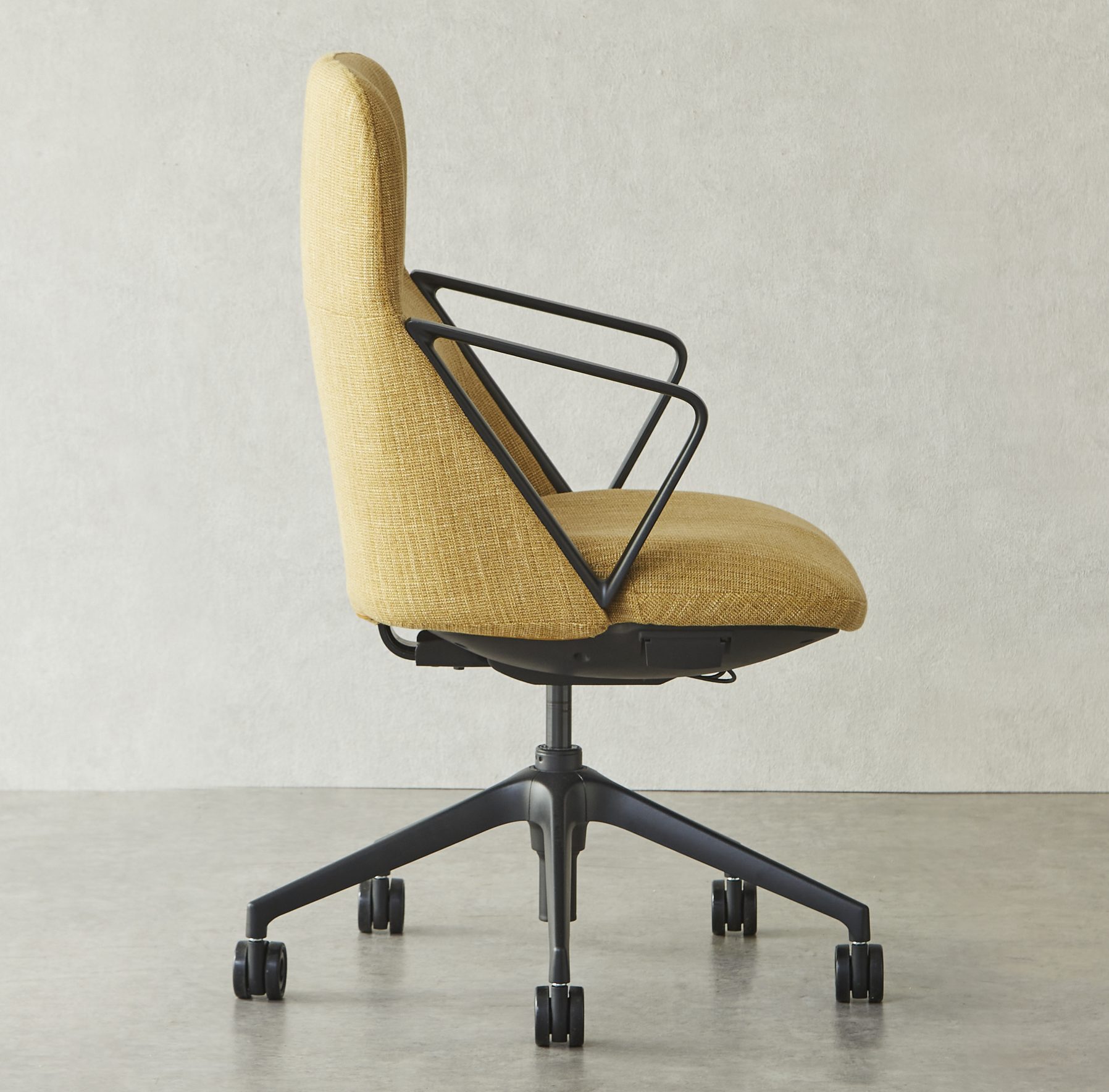 関家具ルーネア