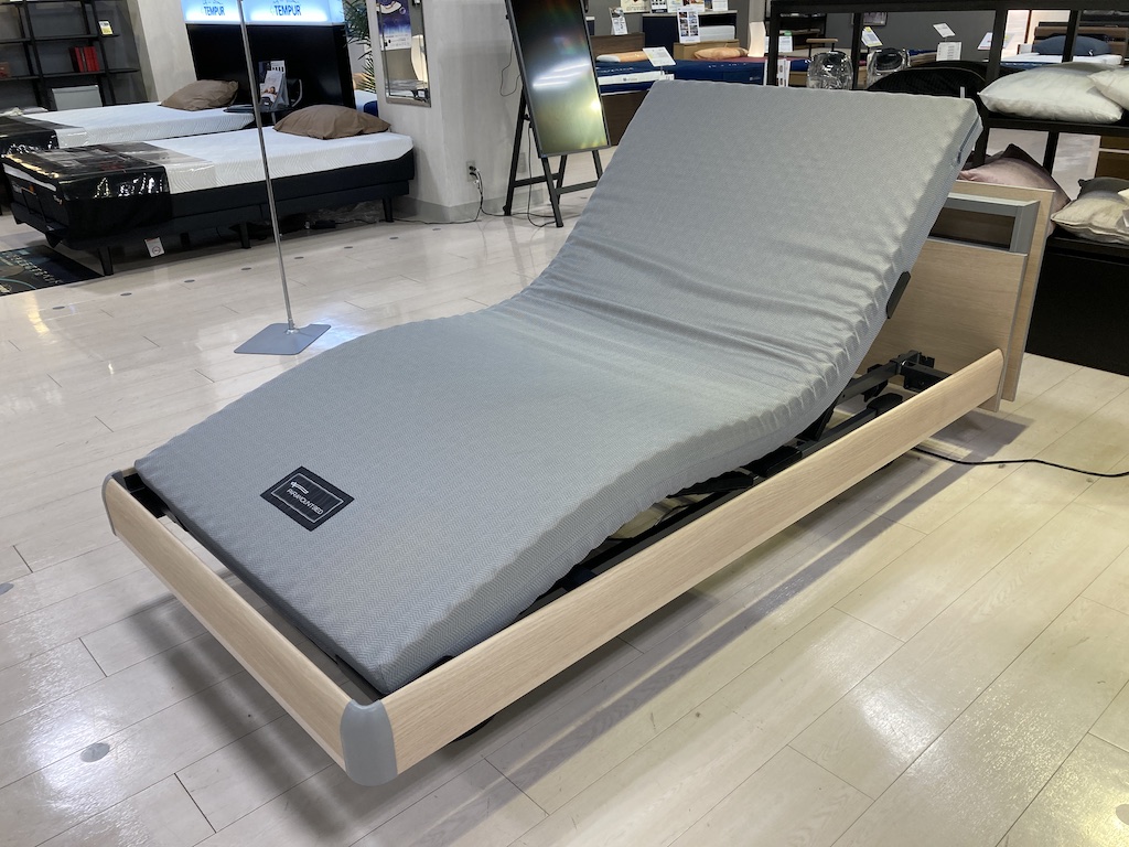2604売り尽くしｲﾝﾀｲﾑ10003M