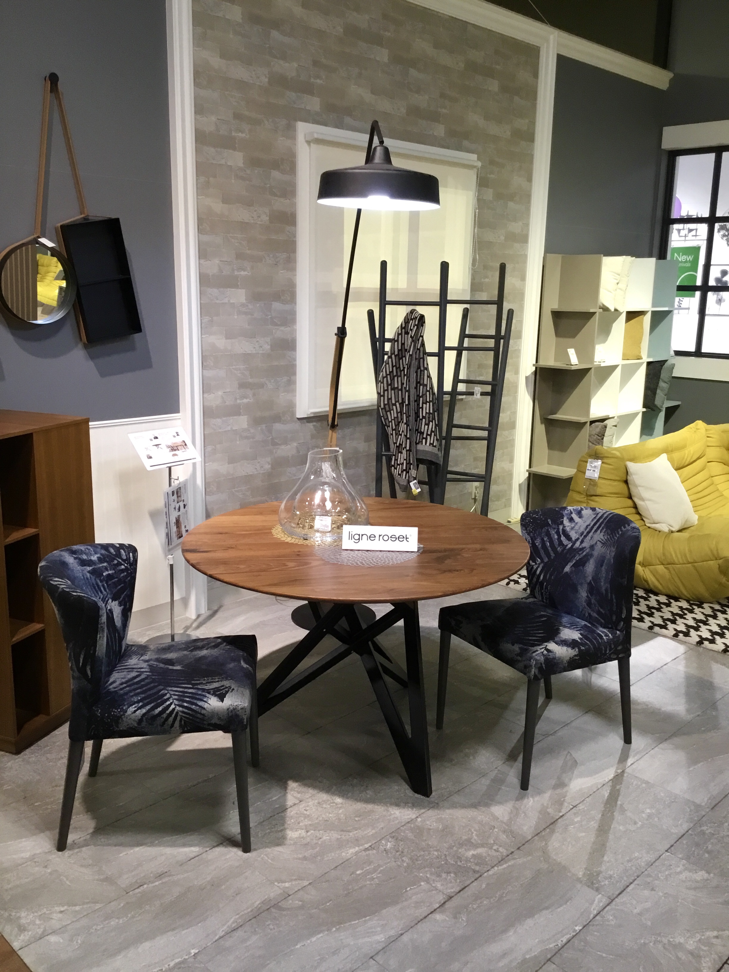 リーンロゼ　テーブル　ダイニングテーブル 国内最大級のインテリアのテーマパーク ファニチャードーム