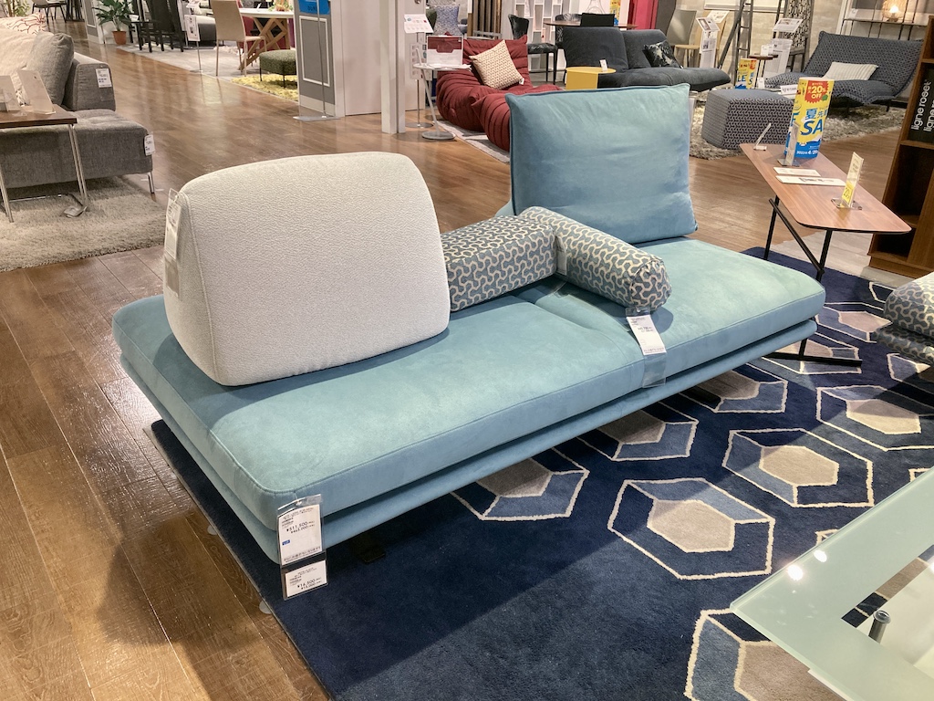 ligneroset リーンロゼ ファニチャードーム 本店